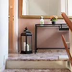 Navarino Apartman *